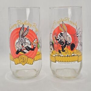 2 Vintage Warner Bros 1990 Happy Birthday Bugs Bunny 50th Anniversary Glasses